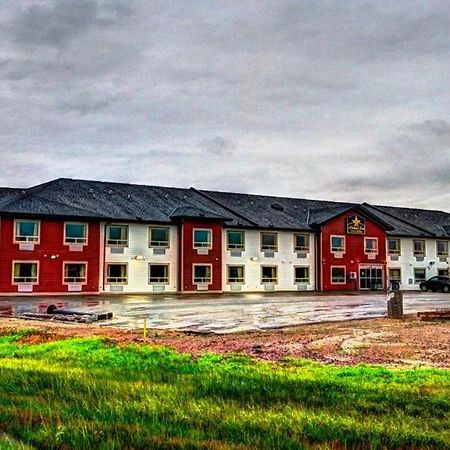 Western Star Inn & Suites Stoughton Екстер'єр фото