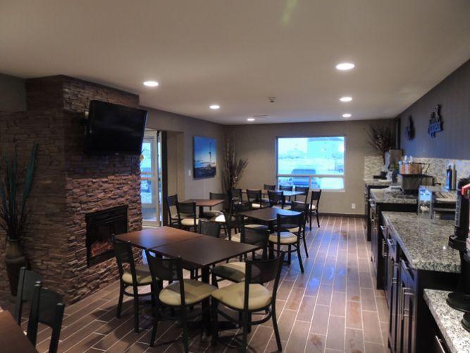 Western Star Inn & Suites Stoughton Екстер'єр фото
