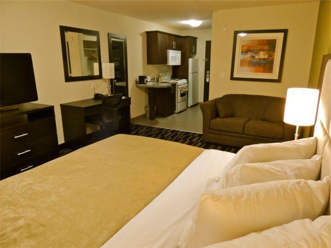 Western Star Inn & Suites Stoughton Номер фото